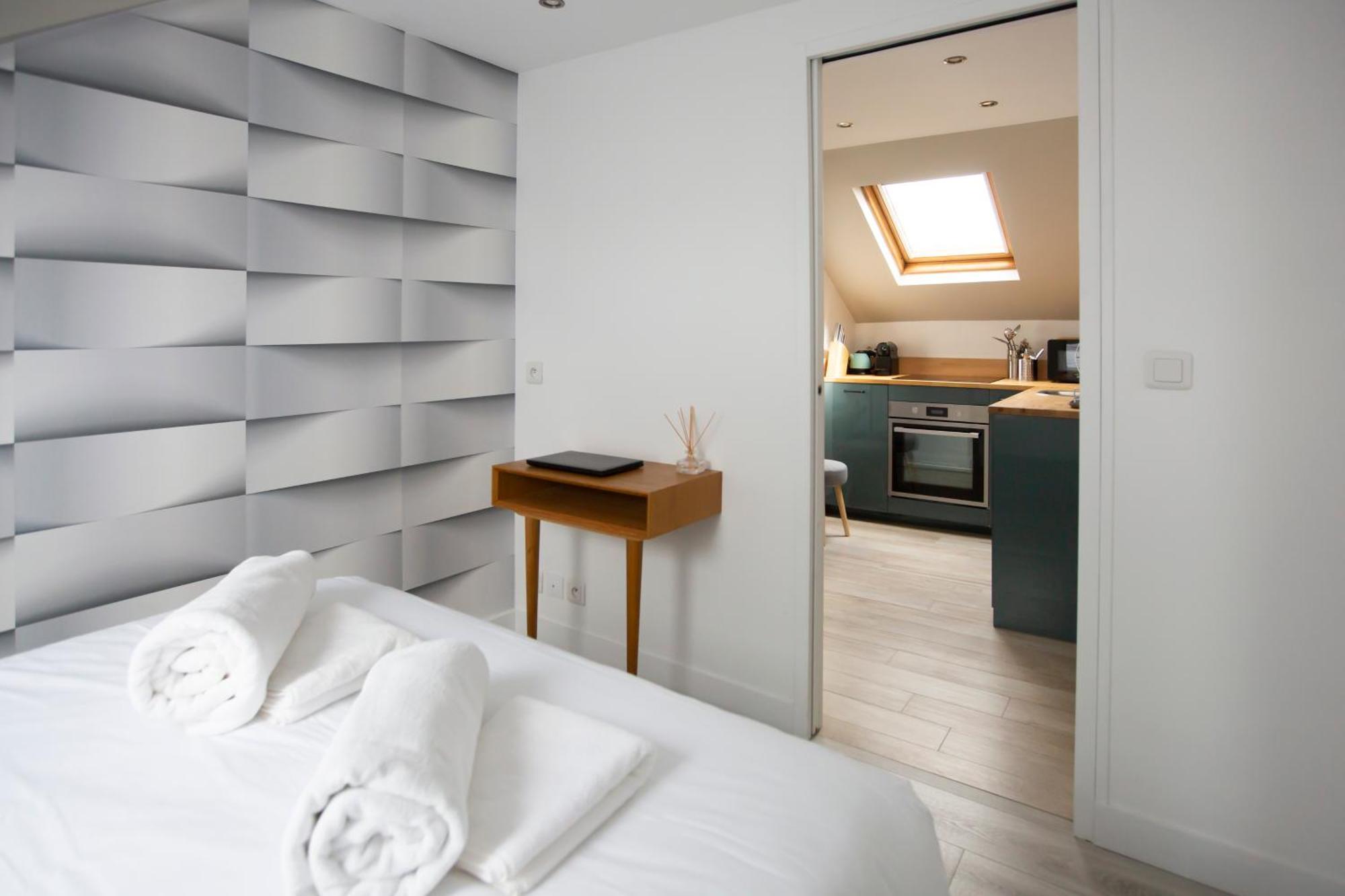 Modern Apartement In The City Center. Poissy Exteriér fotografie