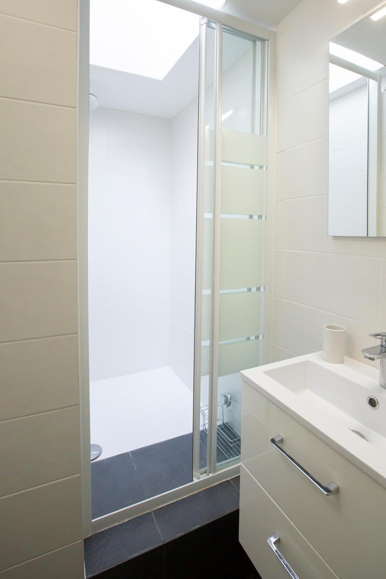 Modern Apartement In The City Center. Poissy Exteriér fotografie